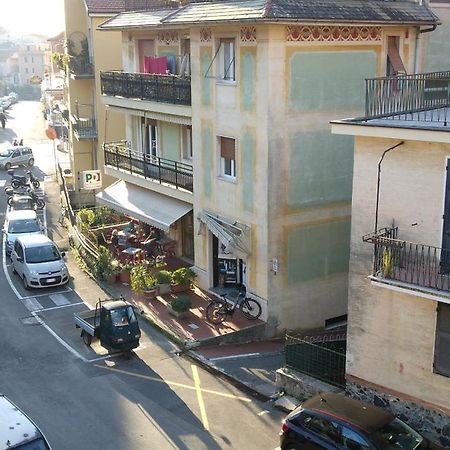 Oasi Felice Apartment Levanto Bagian luar foto